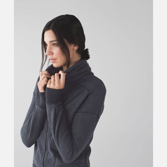 Lululemon Heathered Black Hug It Out Jacket Size 10 - 41424 - Picture 2 of 14